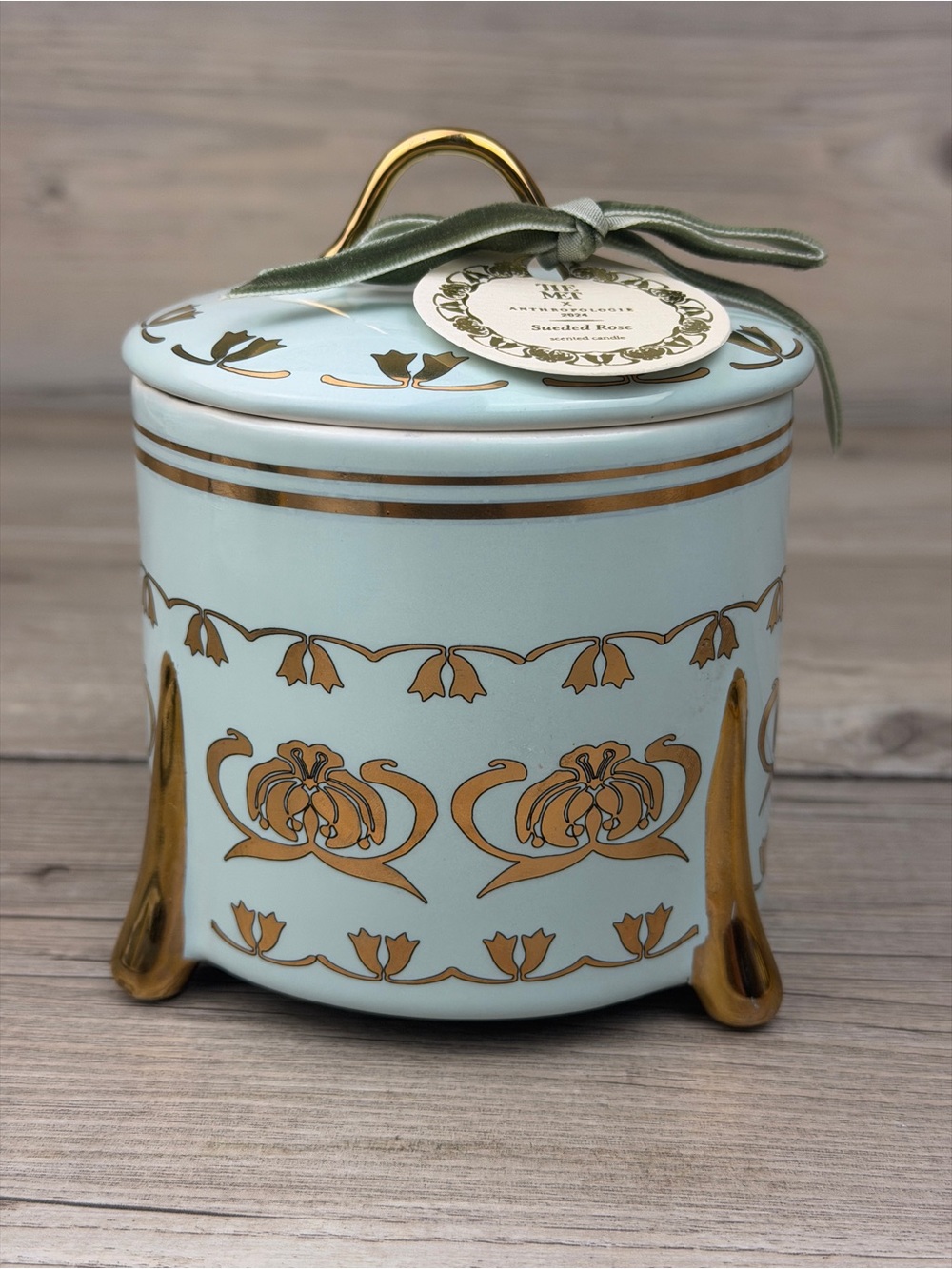 NEW ANTHROPOLOGIE X THE MET Limited Edition Ceramic Sueded Rose candle.